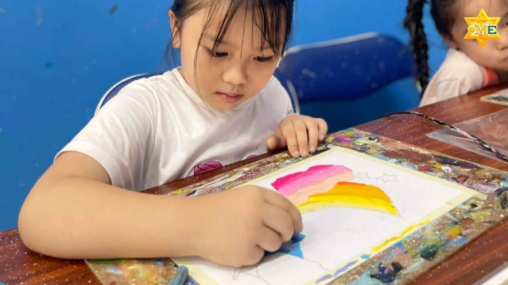 Lợi ích giáo dục từ việc vẽ cho học sinh tiểu học