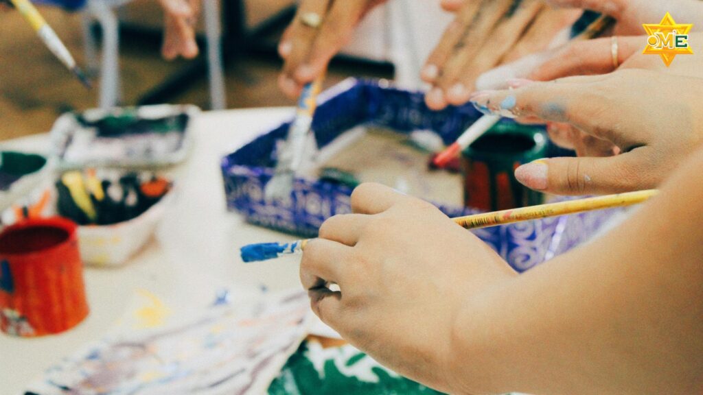 Học viên rèn luyện kỹ năng sáng tạo và phát triển tư duy trong ngành mỹ thuật ứng dụng nâng cao